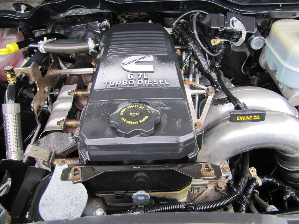 Used 2012 RAM 3500 ST w/ Chrome Appearance Group AWD/4WD image 37