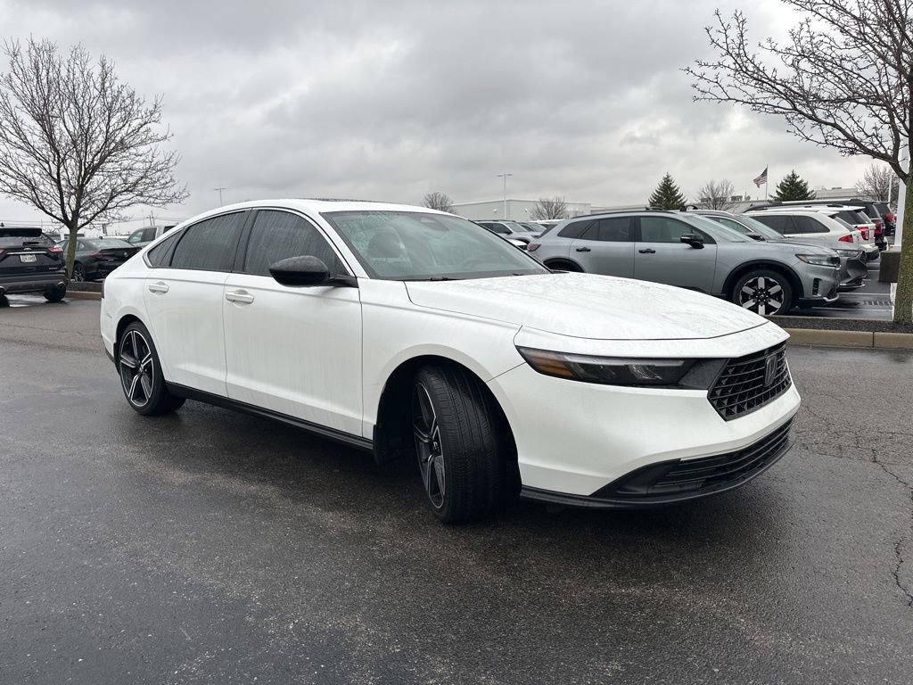 Used 2025 Honda Accord Sport image 13