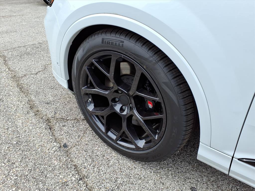 New 2026 Audi SQ7 Premium Plus AWD/4WD image 9