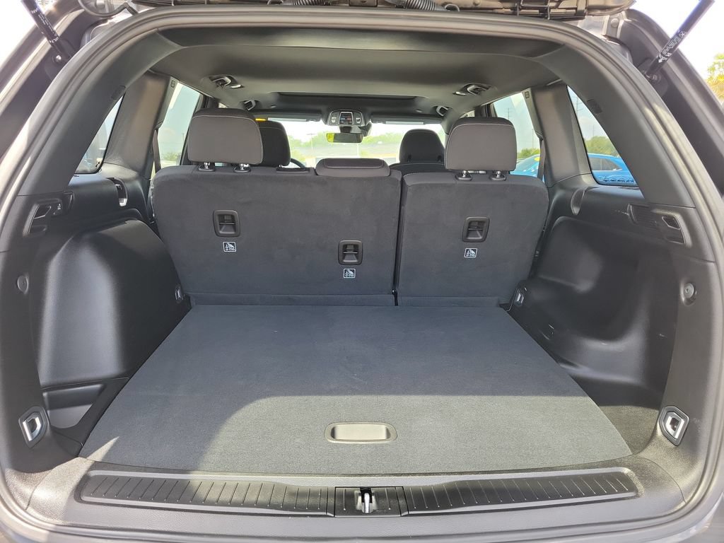 Used 2025 Jeep Grand Cherokee Laredo X RWD image 7