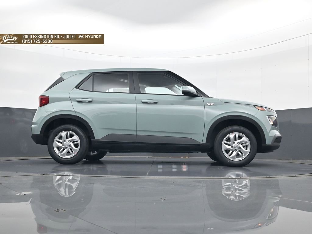 New 2026 Hyundai Venue SE FWD image 24