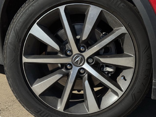 Certified 2025 Acura MDX w/ Technology Package FWD image 9