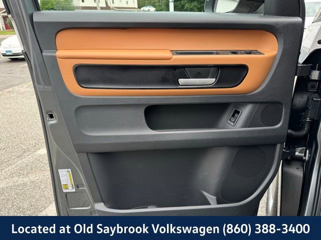 New 2025 Volkswagen ID. Buzz Pro S image 34