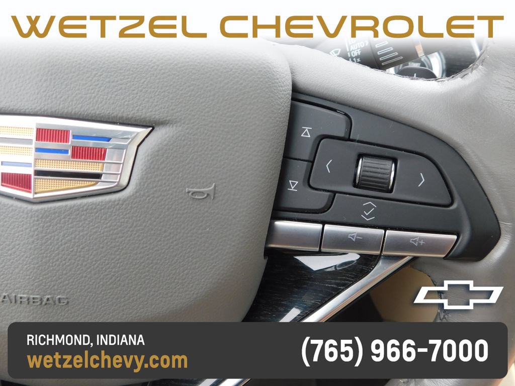 Used 2023 Cadillac XT6 Premium Luxury w/ Technology Package AWD/4WD image 39