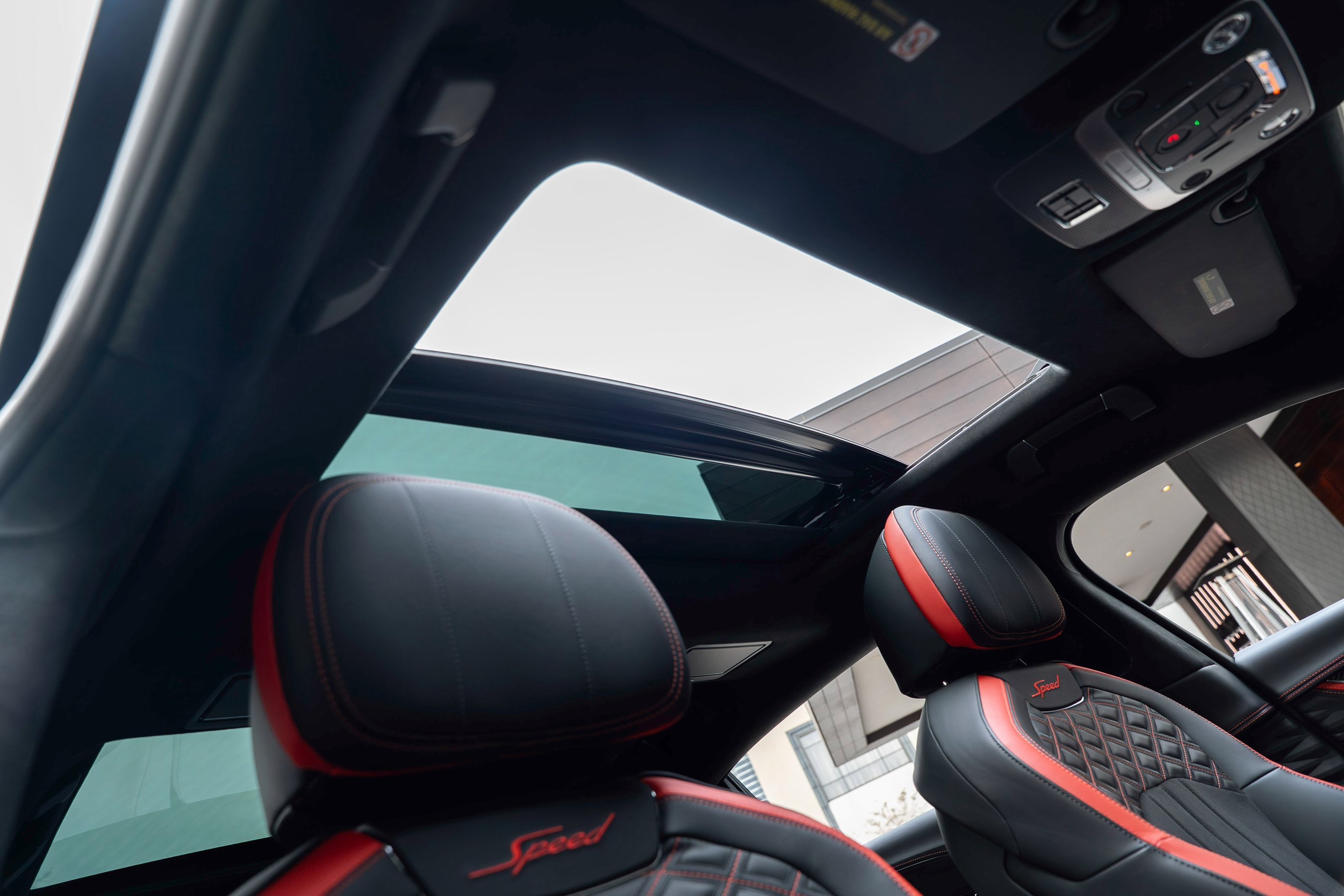 Certified 2024 Bentley Flying Spur W12 image 61