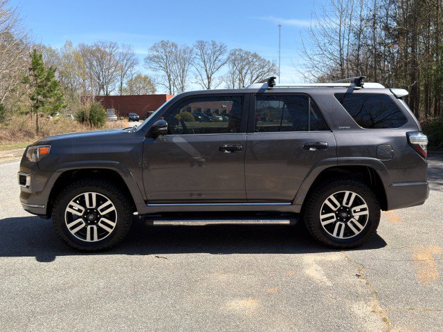 Used 2018 Toyota 4Runner Limited AWD/4WD image 42
