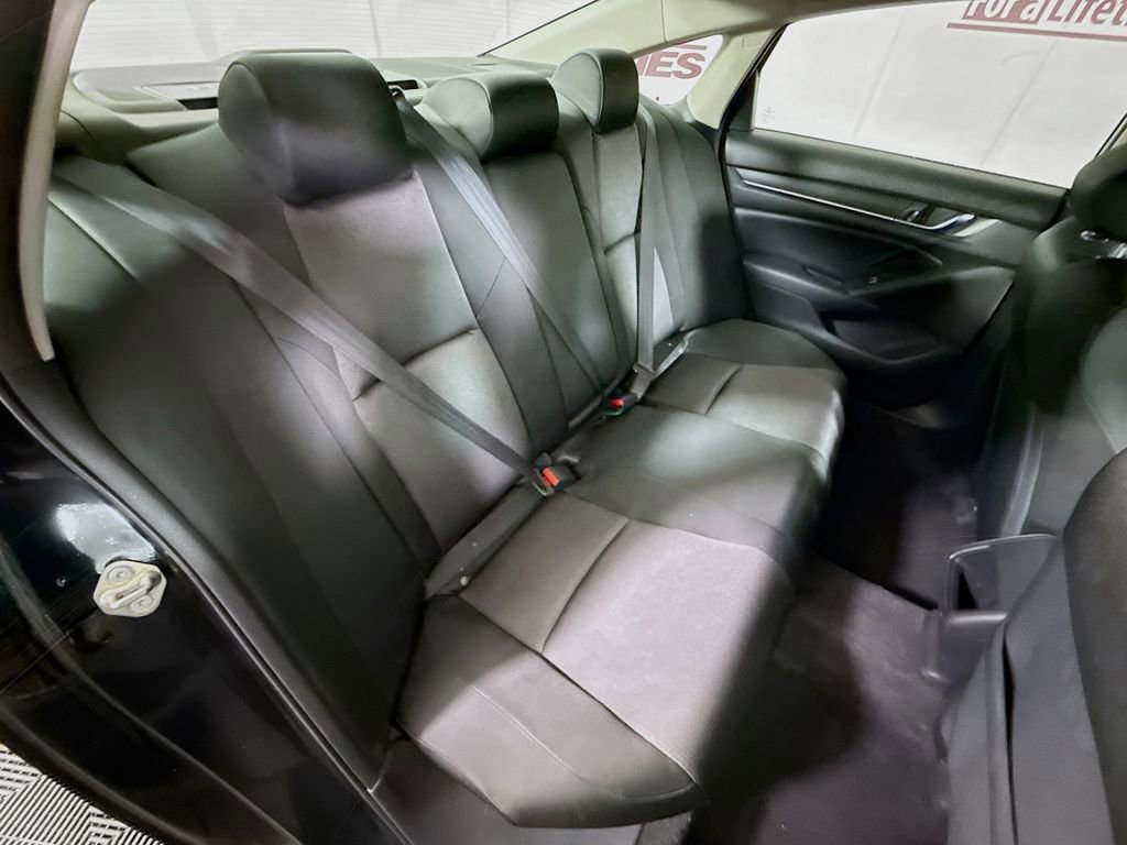 Used 2018 Honda Accord LX image 27