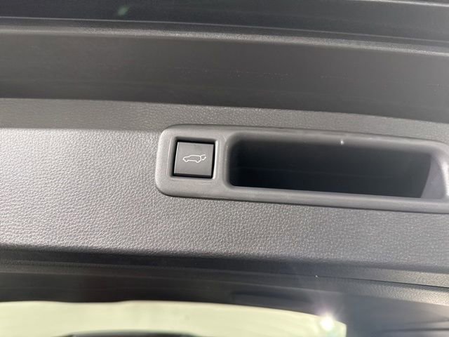 New 2026 Toyota Highlander Platinum image 15