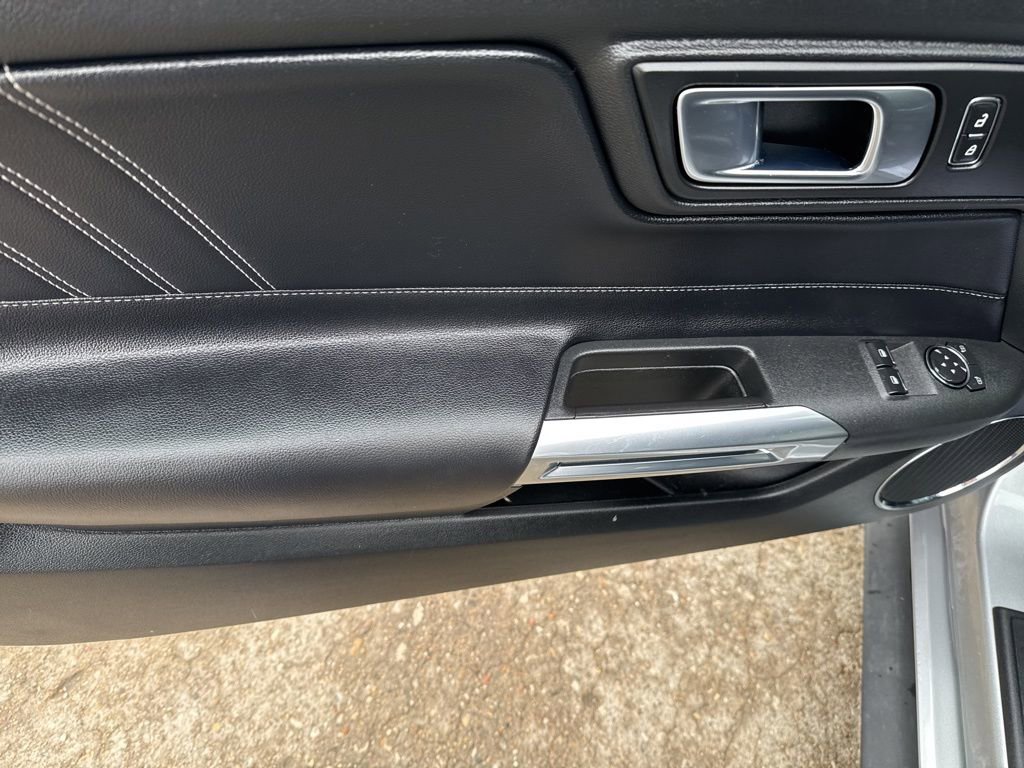 Used 2023 Ford Mustang GT Premium image 11