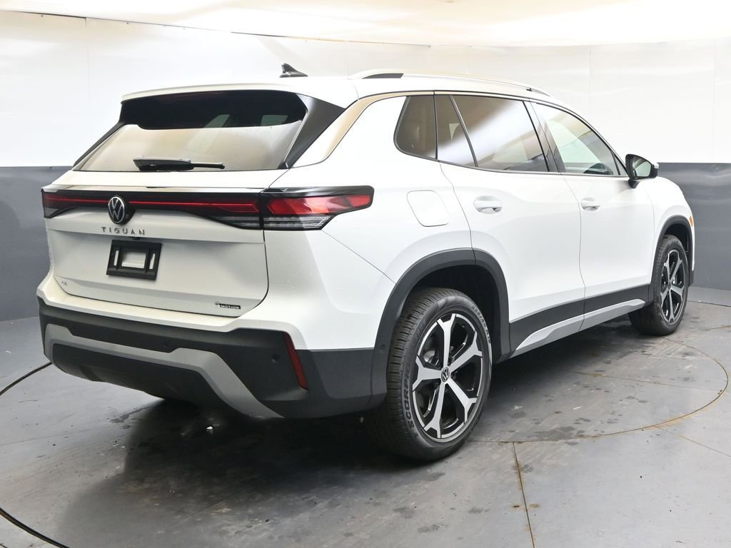 New 2026 Volkswagen Tiguan SE AWD/4WD image 5