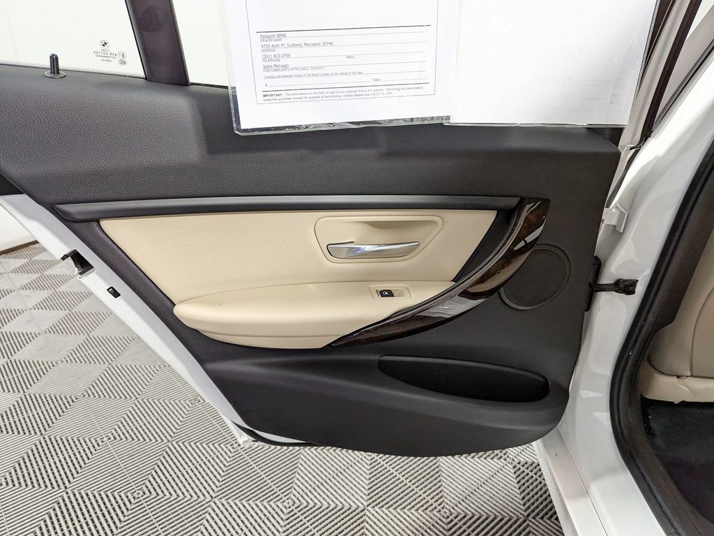 Used 2018 BMW 320i Sedan RWD image 40