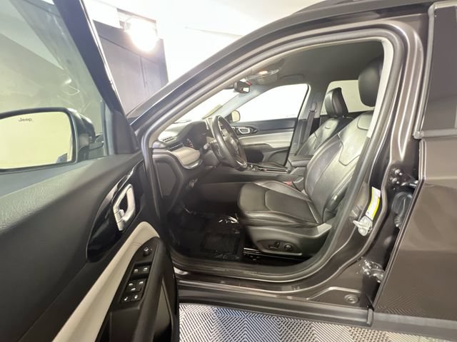 Used 2022 Jeep Compass Limited AWD/4WD image 14