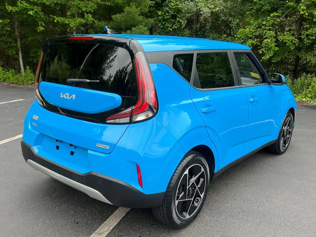 Used 2023 Kia Soul EX FWD image 5