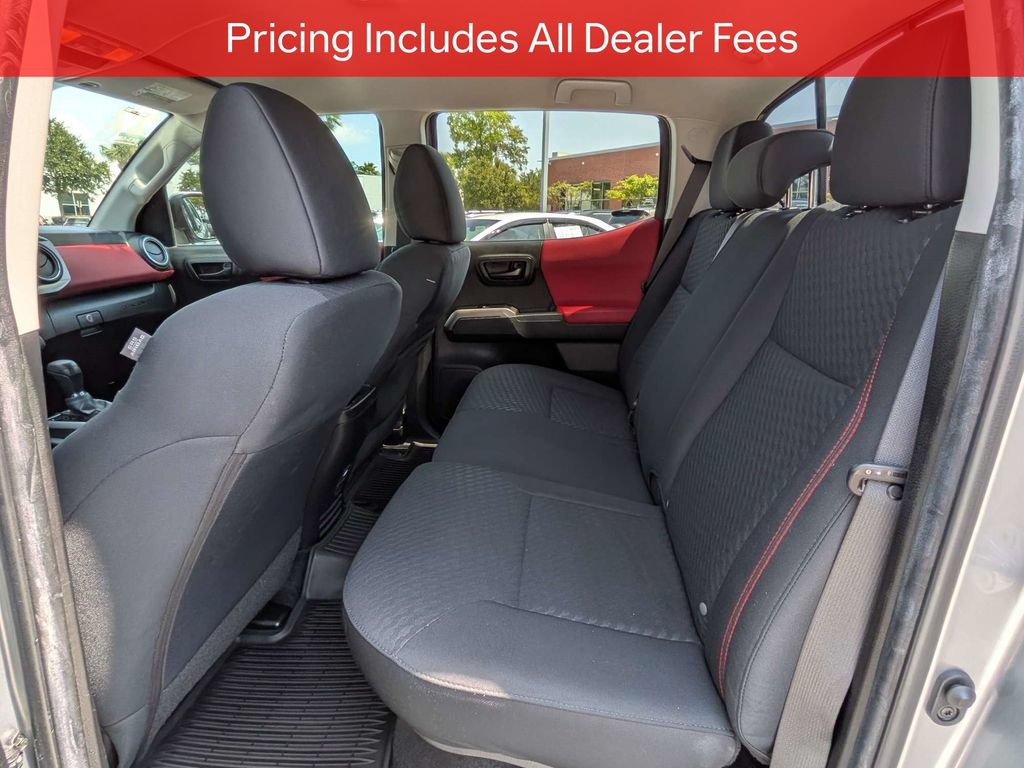 Certified 2022 Toyota Tacoma SR5 AWD/4WD image 16
