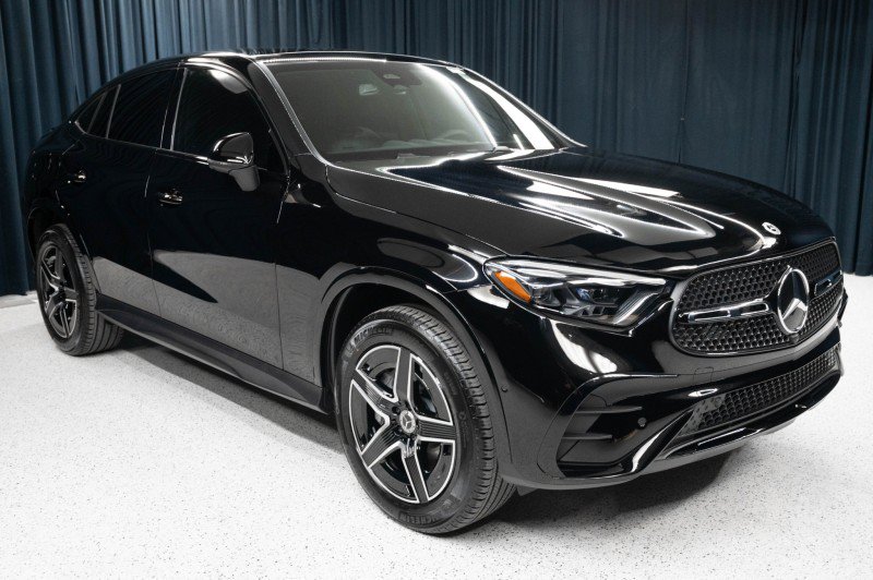 New 2027 Mercedes-Benz GLC 300 4MATIC image 3