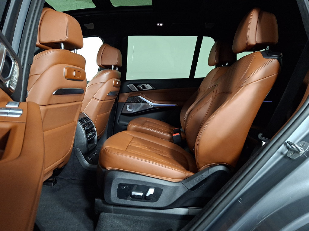 Certified 2024 BMW X7 M60i w/ Executive Package AWD/4WD image 13