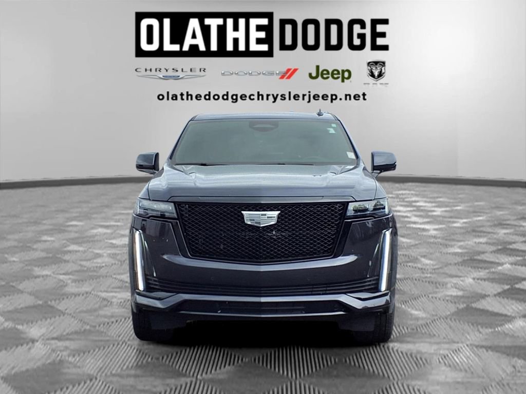 Used 2024 Cadillac Escalade Sport w/ LPO, ONYX Package AWD/4WD image 36
