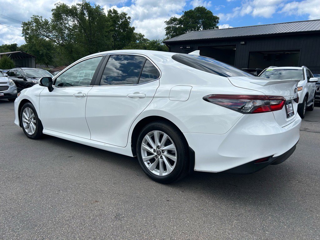 Used 2023 Toyota Camry LE w/ Convenience Package FWD image 6