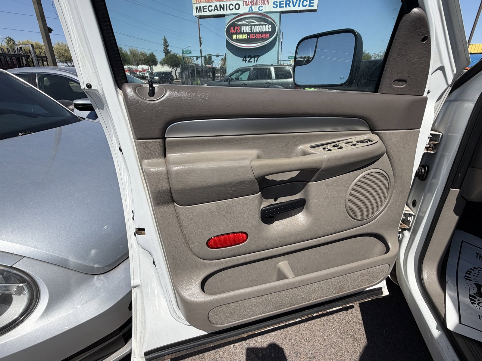 Used 2004 Dodge Ram 3500 Truck SLT w/ Trailer Tow Group RWD image 6