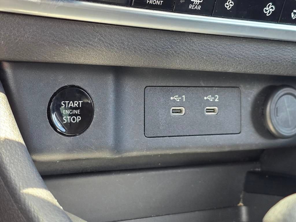 Used 2024 Nissan Rogue SV AWD/4WD image 17