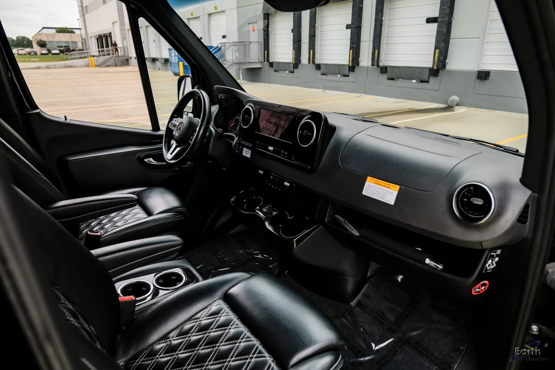 Used 2024 Mercedes-Benz Sprinter 2500 image 42