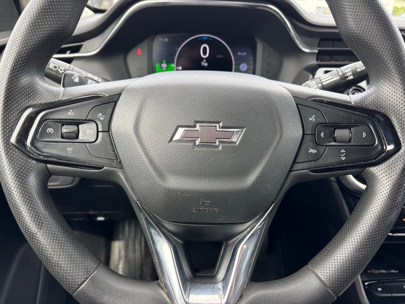 Used 2023 Chevrolet Bolt EUV LT FWD image 24