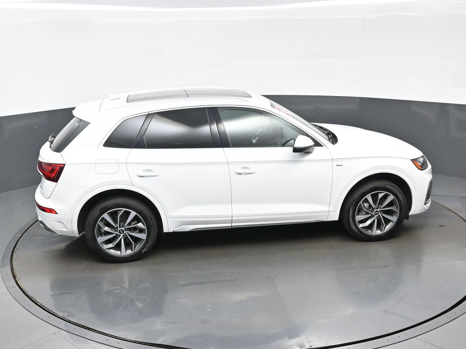 Used 2023 Audi Q5 2.0T Premium Plus AWD/4WD image 43