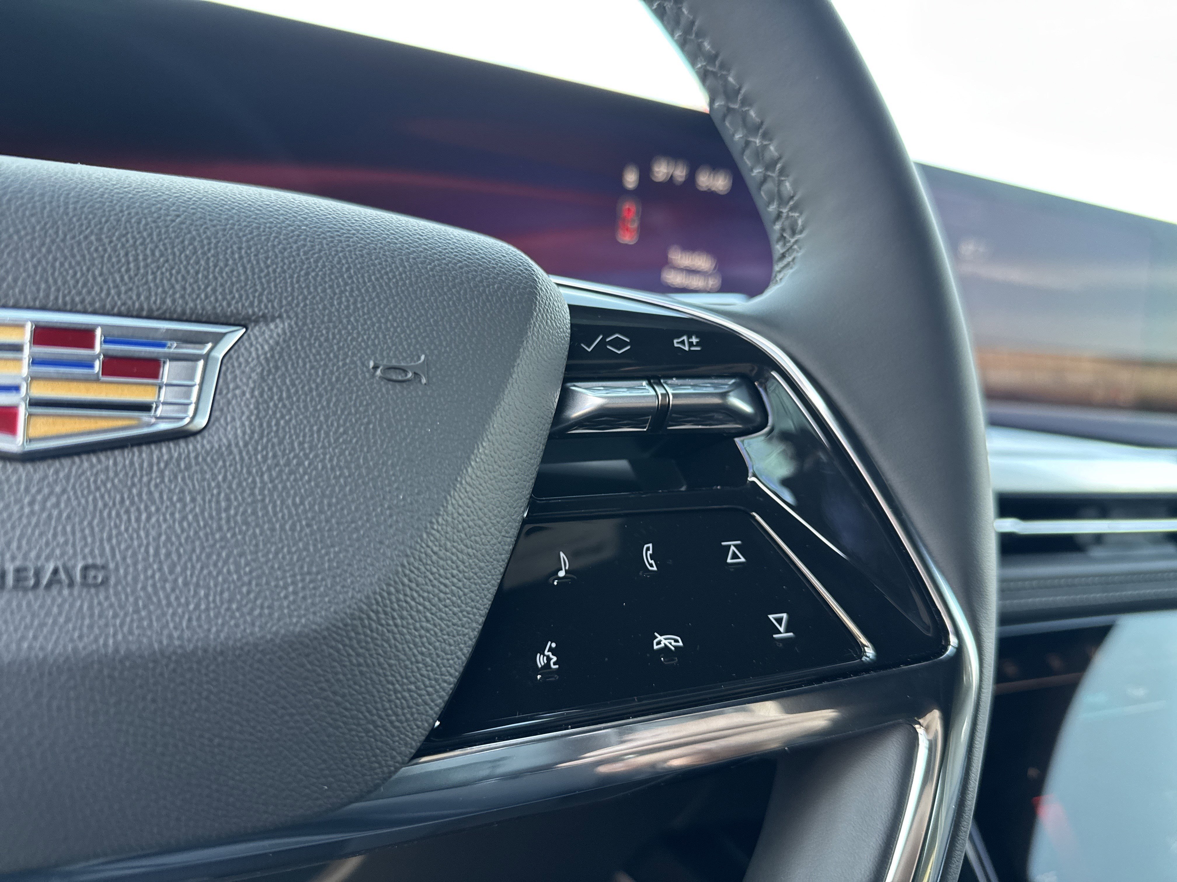 Used 2026 Cadillac Escalade ESV Sport w/ Touring Package image 21