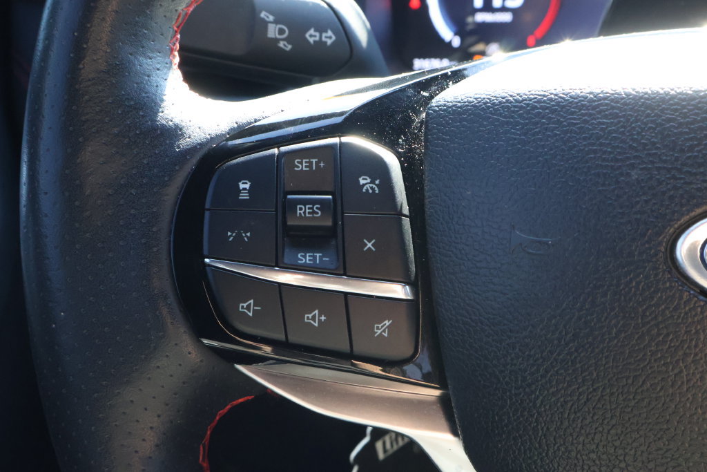 Used 2025 Ford Explorer ST-Line w/ ST-Line Street Pack AWD/4WD image 20
