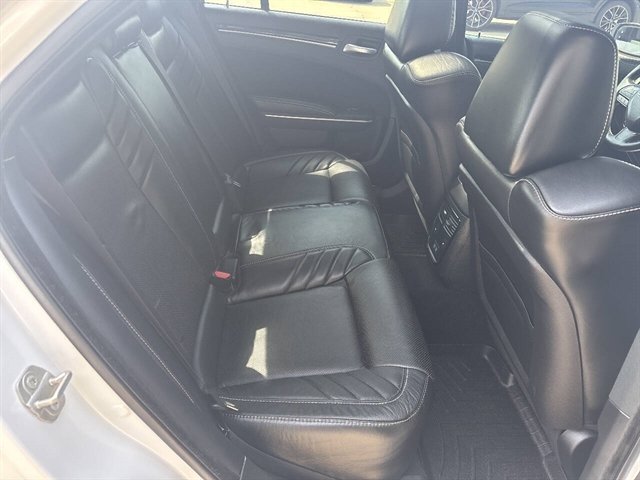 Used 2023 Chrysler 300 C RWD image 18