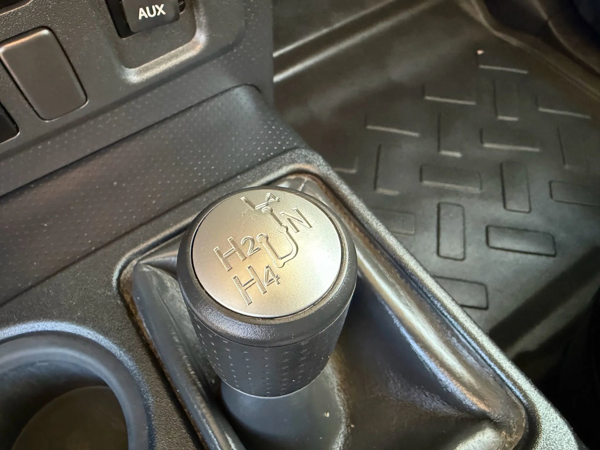 Used 2008 Toyota FJ Cruiser 4WD image 25