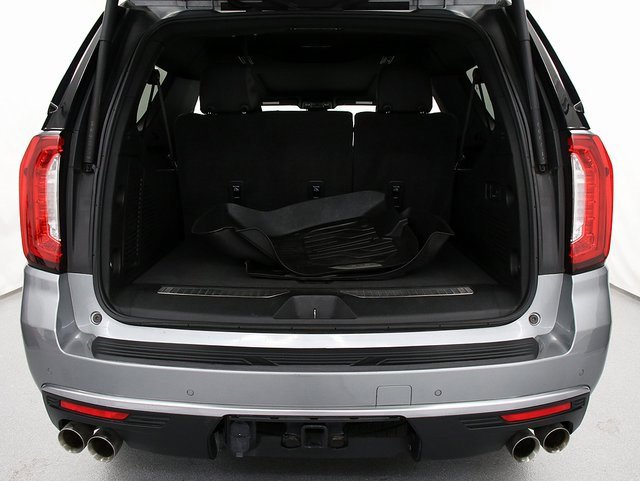 Used 2023 GMC Yukon XL Denali image 30