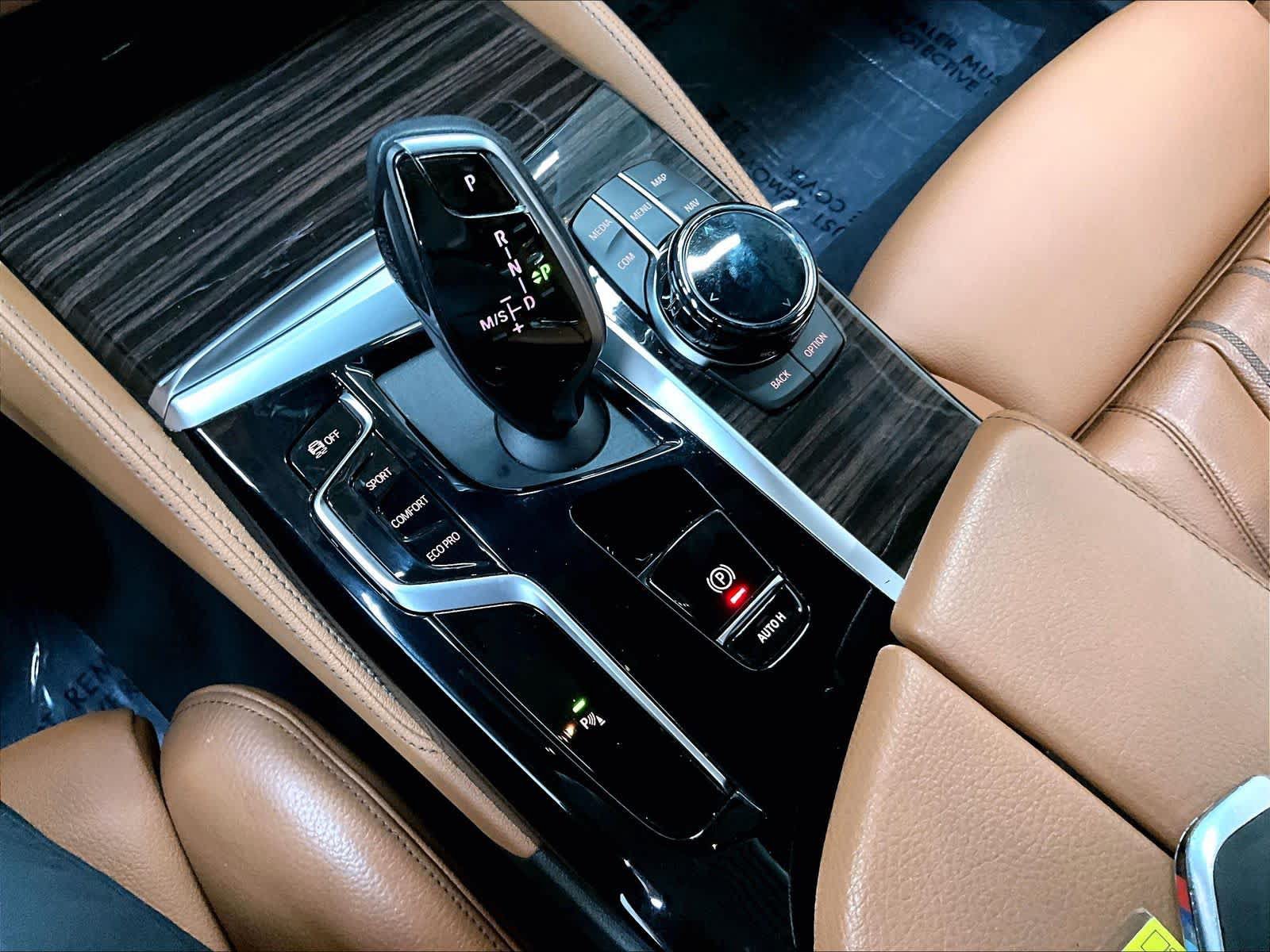 Used 2023 BMW 540i w/ Executive Package RWD image 37