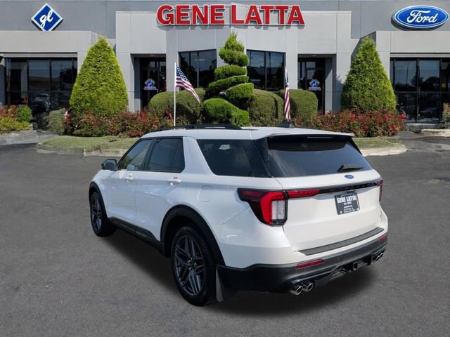 Used 2025 Ford Explorer ST AWD/4WD image 5