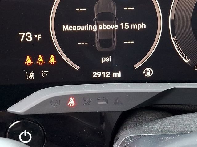 Certified 2025 Porsche Taycan image 25