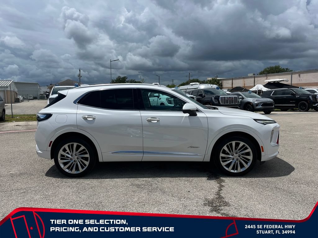 Used 2025 Buick Envision Avenir AWD/4WD image 8