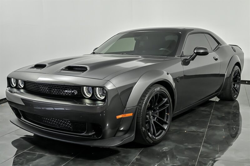 Used 2020 Dodge Challenger SRT Hellcat Redeye RWD image 5