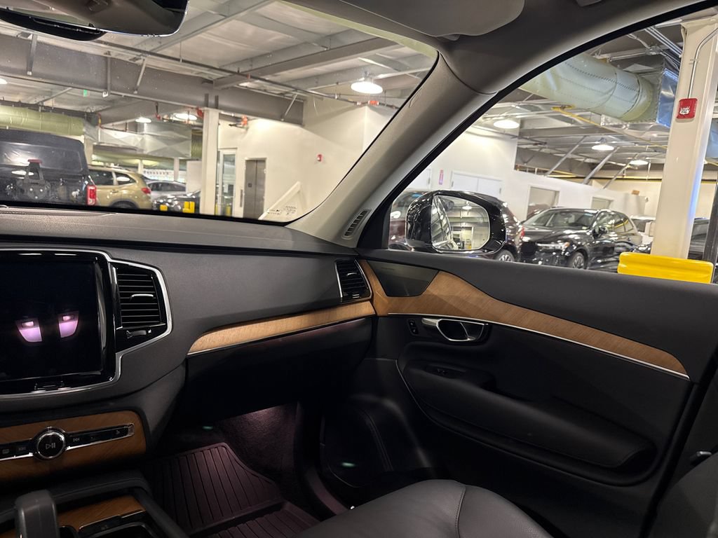 Certified 2024 Volvo XC90 T8 Plus w/ Protection Package Premier AWD/4WD image 24