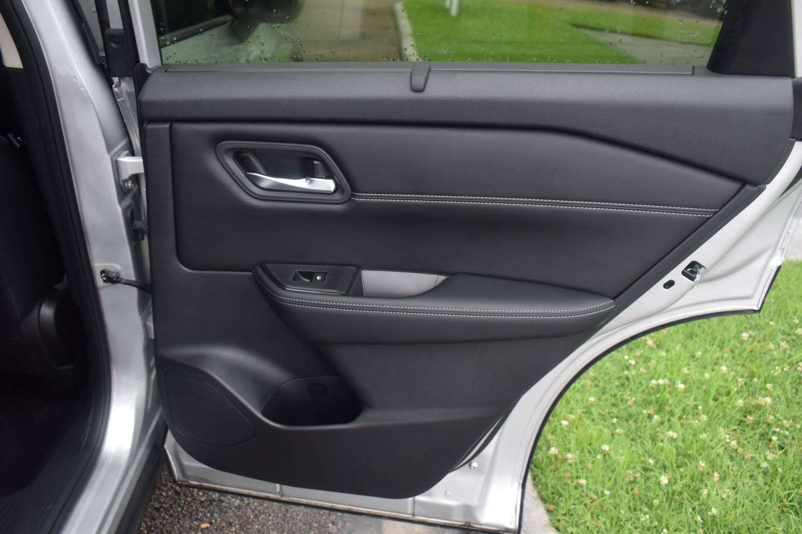 Certified 2024 Nissan Rogue SV w/ SV Premium Package FWD image 57