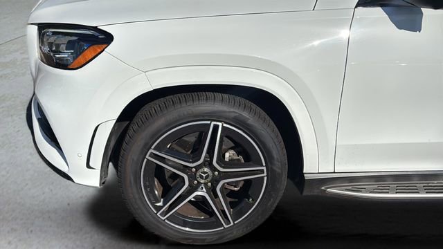 Used 2022 Mercedes-Benz GLS 450 4MATIC image 37