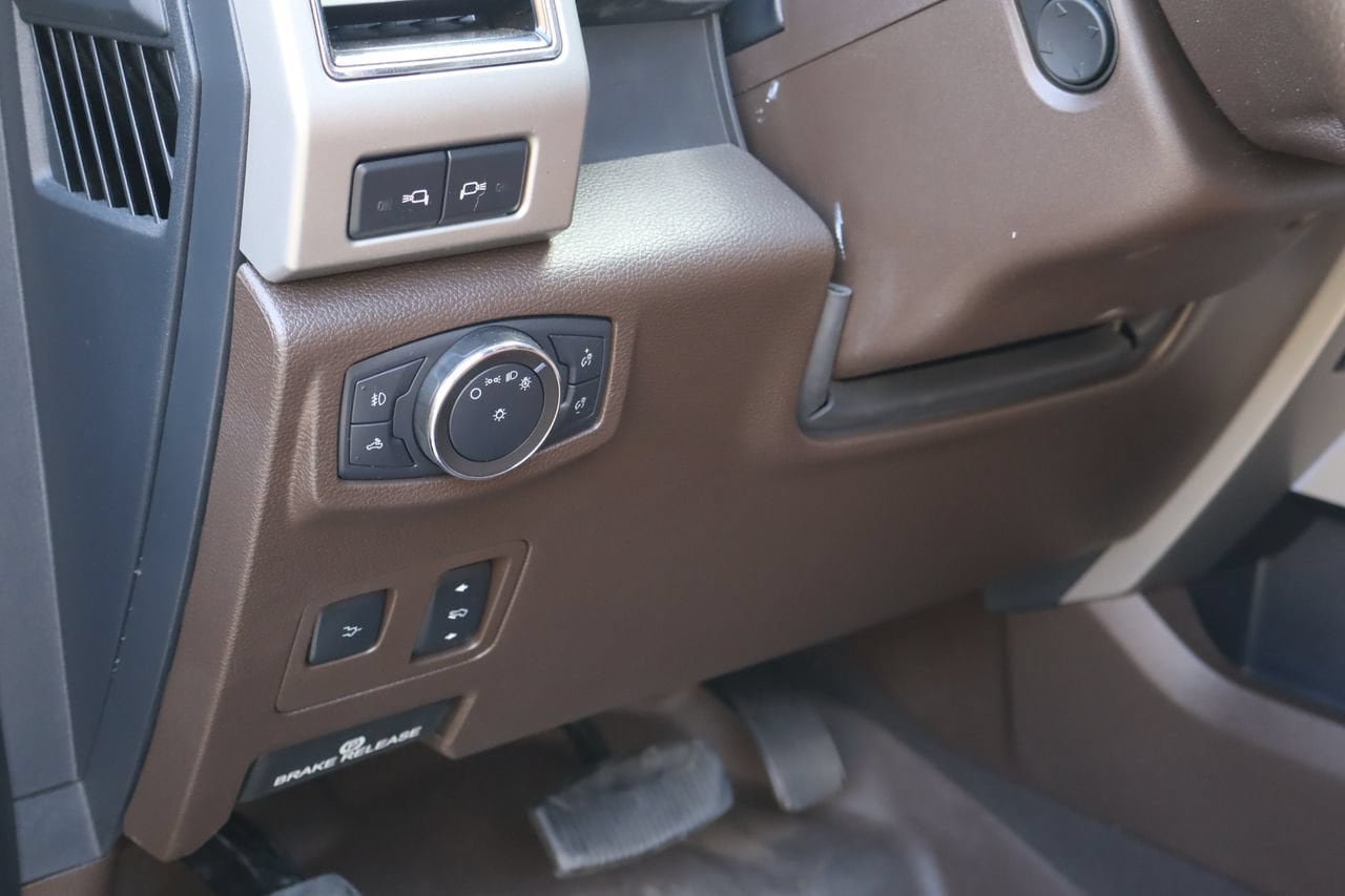 Used 2022 Ford F250 King Ranch w/ King Ranch Ultimate Package AWD/4WD image 23