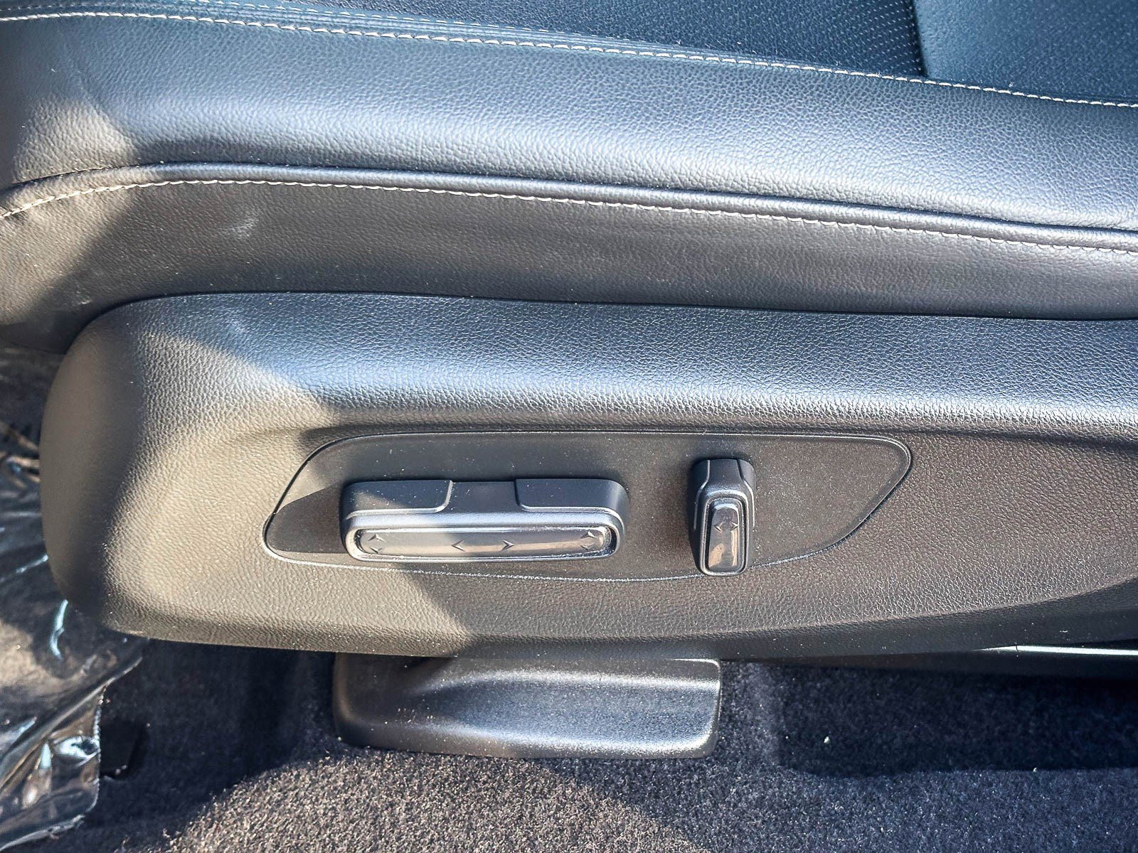 Certified 2024 Honda HR-V EX-L image 23