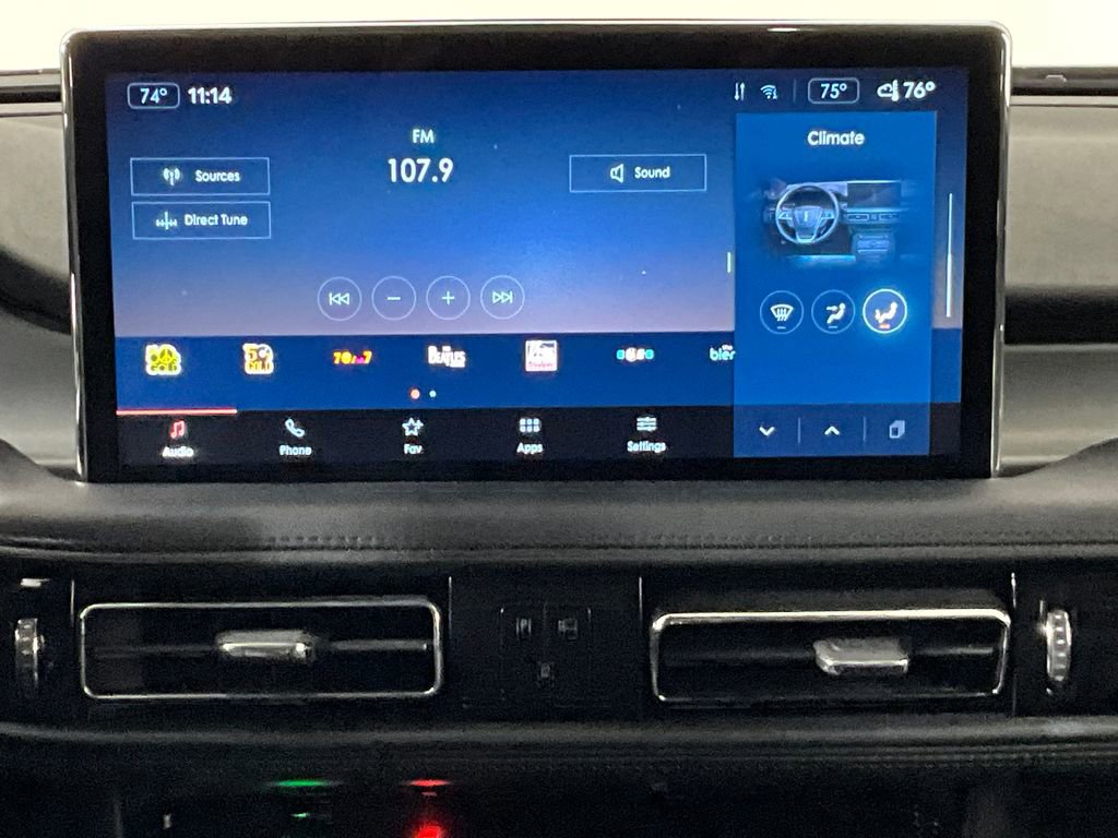 Used 2023 Lincoln Nautilus FWD image 11