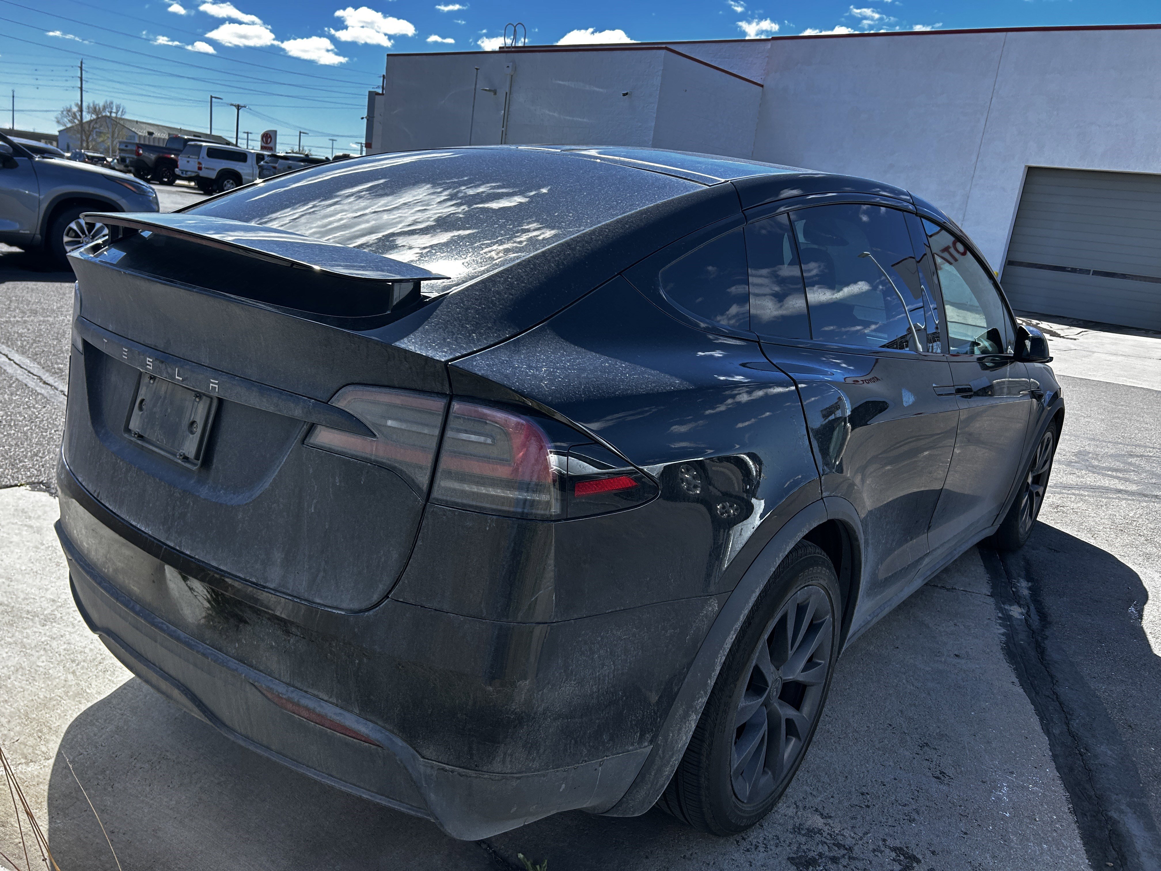 Used 2024 Tesla Model X AWD/4WD image 5