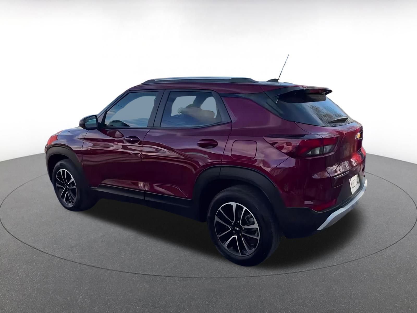 Used 2025 Chevrolet TrailBlazer LT image 10