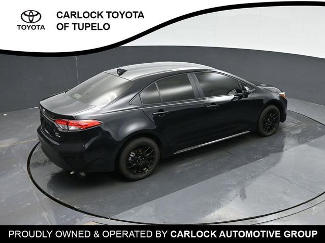 Used 2025 Toyota Corolla LE FWD image 38