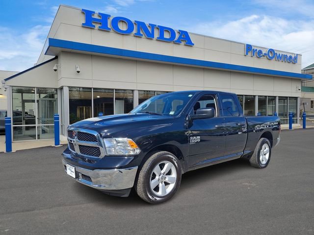 Used 2024 RAM 1500 Classic SLT AWD/4WD image 1