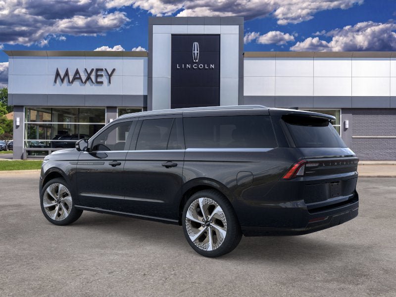 New 2026 Lincoln Navigator L Black Label AWD/4WD image 4