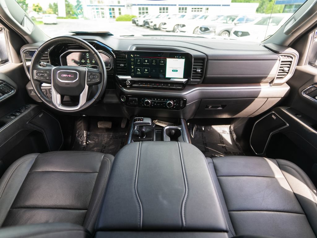 Used 2023 GMC Sierra 1500 SLT w/ SLT Premium Plus Package AWD/4WD image 21