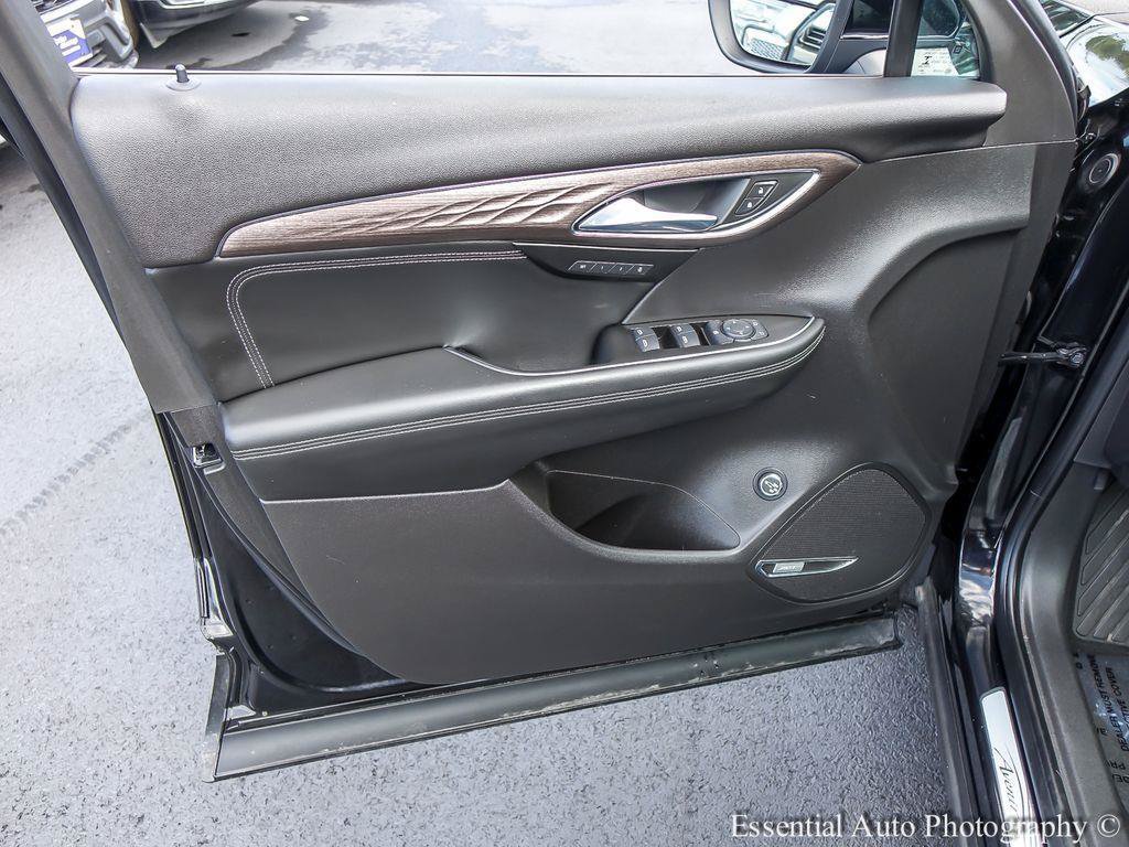Used 2023 Buick Envision Avenir AWD/4WD image 21